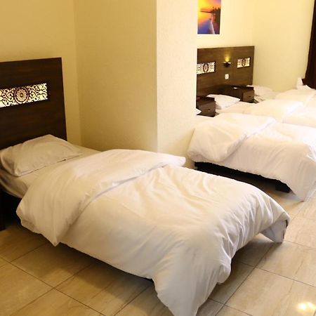 Eden Aqaba Hotel ภายนอก รูปภาพ
