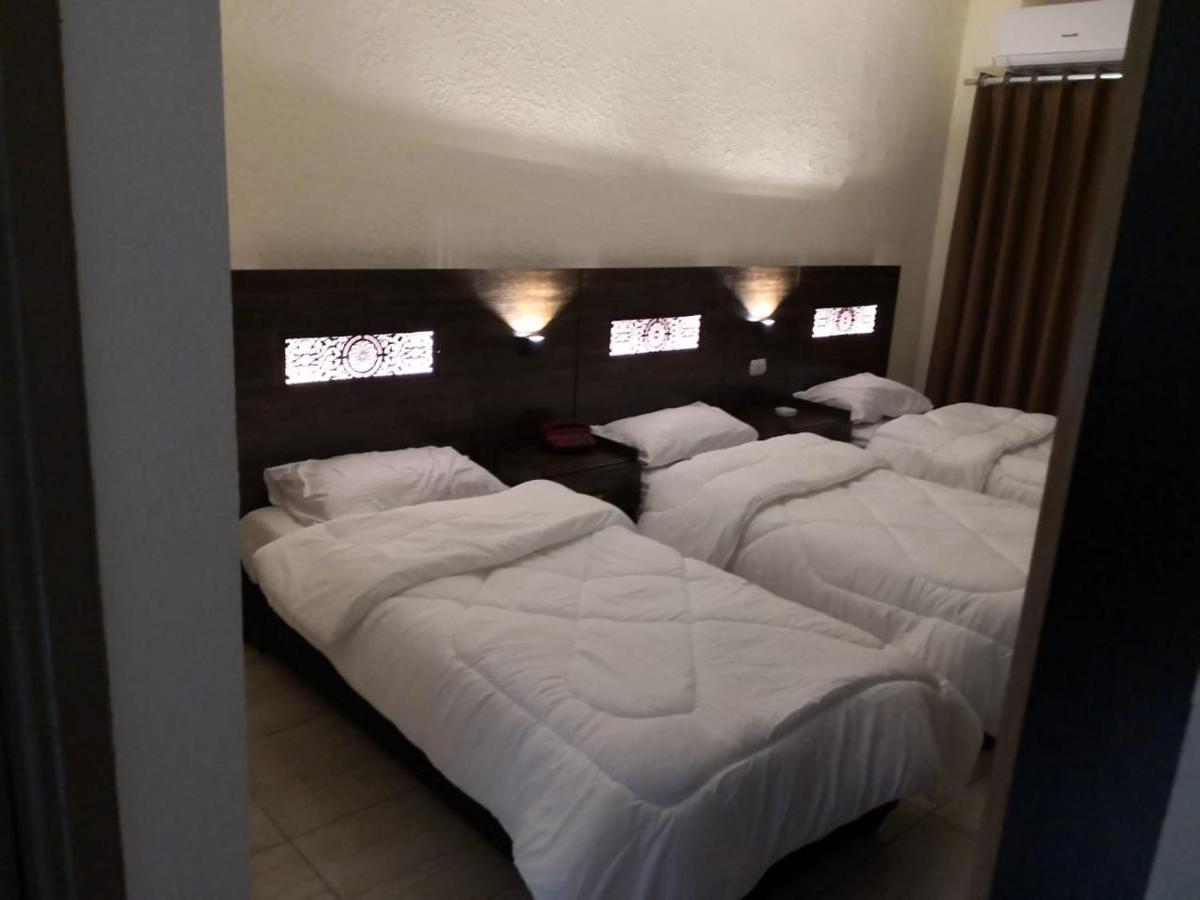 Eden Aqaba Hotel ภายนอก รูปภาพ