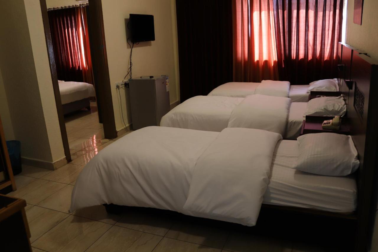 Eden Aqaba Hotel ภายนอก รูปภาพ